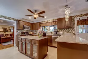 228 E Nottingham Rd, Columbia, SC 29210 - Photo 25