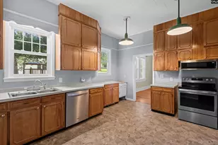 1719 Harrington St, Newberry, SC 29108 - Photo 15