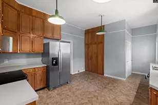 1719 Harrington St, Newberry, SC 29108 - Photo 17