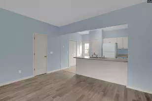 2000 Water Oak Dr 3-B, Lexington, SC 29073 - Photo 3