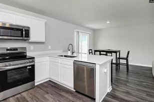 1021 Goose Branch Dr, Hopkins, SC 29061 - Photo 5
