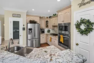 109 Manning Dr, West Columbia, SC 29169 - Photo 5