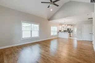 81 Riverview Ct, Columbia, SC 29201 - Photo 3