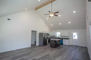 1535 E Lee St, Camden, SC 29020 - Photo 3
