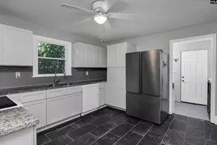 1709 D Ave, West Columbia, SC 29169 - Photo 5