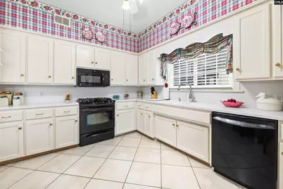 2418 Broughton, Orangeburg, SC 29115 - Photo 3