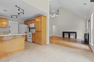 16 Circle Dr, Eastover, SC 29044 - Photo 5