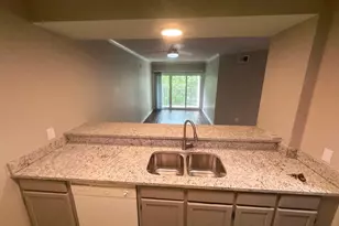 2002 Greene Street 310, Columbia, SC 29205 - Photo 3