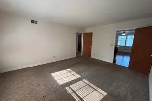 1702 Dalloz Road B, Columbia, SC 29204 - Photo 5