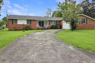 2821 Cliffside Cir, Columbia, SC 29209 - Photo 1