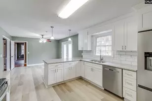 1207 S Fredericksburg Dr, Lugoff, SC 29078 - Photo 5