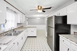 1816 Dunbar Rd, Cayce, SC 29033 - Photo 15