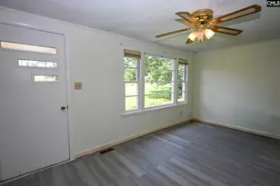 1409 Windmill Rd, Leesville, SC 29070 - Photo 3