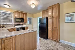 6400 Oakfield Rd, Columbia, SC 29206 - Photo 9