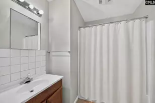 911 Pine St, Columbia, SC 29205 - Photo 11