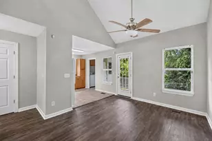 911 Pine St, Columbia, SC 29205 - Photo 3