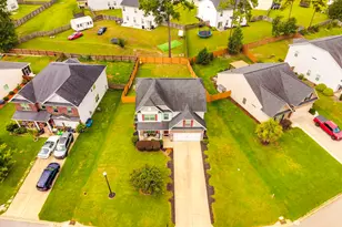 9 Kentucky Derby Ct, Lugoff, SC 29078 - Photo 1