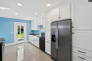 1912 Harper St, Newberry, SC 29108 - Photo 27