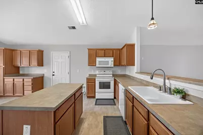 295 Hunters Mill Drive, West Columbia, SC 29170 - Photo 9