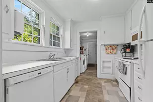 1232 Jones St, Newberry, SC 29108 - Photo 9
