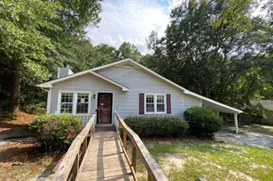 1381 Shannon St, Orangeburg, SC 29118 - Photo 1