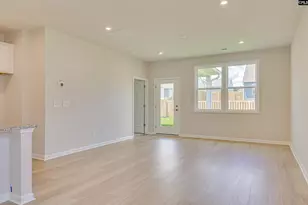 829 Huxley Ln, Elgin, SC 29045 - Photo 11