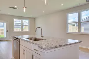 825 Huxley Ln, Elgin, SC 29045 - Photo 17