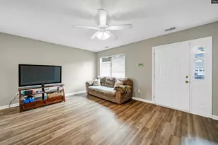 410 Autumn Run Cir, Columbia, SC 29229 - Photo 3