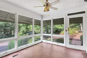 801 Arbutus Dr, Columbia, SC 29205 - Photo 29