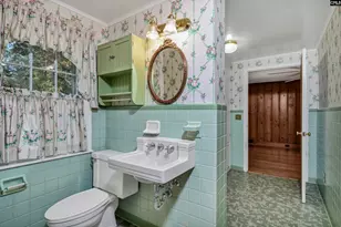 801 Arbutus Dr, Columbia, SC 29205 - Photo 51