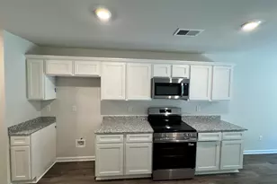 645 Marbled Teal Ln, Hopkins, SC 29061 - Photo 5