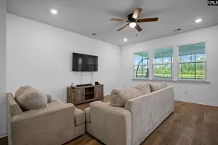 114 Haverhill St, Summerville, SC 29486 - Photo 9