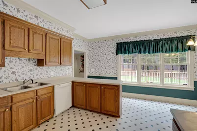 305 Bridgecreek Drive, Columbia, SC 29229 - Photo 9