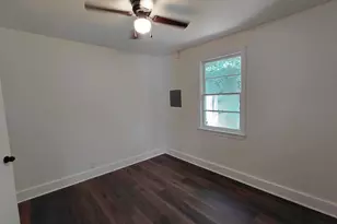 129 Hendrix Street 4, West Columbia, SC 29169 - Photo 9