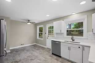2820 Stepp Dr, Columbia, SC 29204 - Photo 15