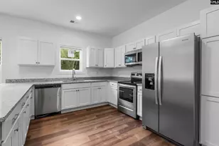6803 Wakefield Rd, Columbia, SC 29203 - Photo 7
