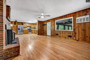 5703 Columbia Hwy, Saluda, SC 29138 - Photo 9