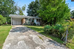 913 Mitchell Dr, Camden, SC 29020 - Photo 3