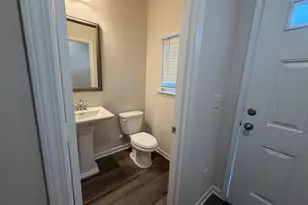 1318 Crosshill Ct C, Camden, SC 29020 - Photo 7
