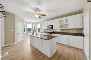 201 Bramblewood Cir, West Columbia, SC 29172 - Photo 13