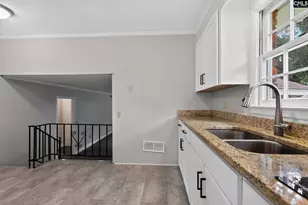 2500 Stratford Rd, Columbia, SC 29204 - Photo 7