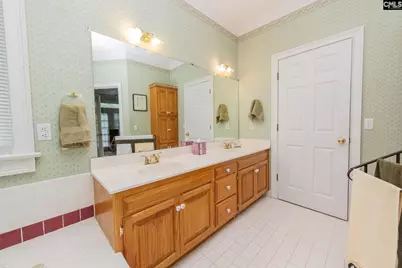 401 Tamwood Circle, Cayce, SC 29033 - Photo 33