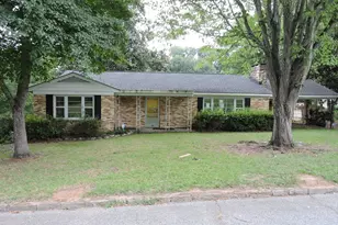 922 Jessica Ave, Newberry, SC 29108 - Photo 1