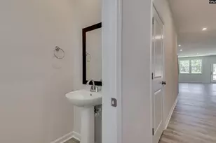 821 Huxley Ln, Elgin, SC 29045 - Photo 5