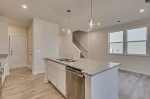 821 Huxley Ln, Elgin, SC 29045 - Photo 9