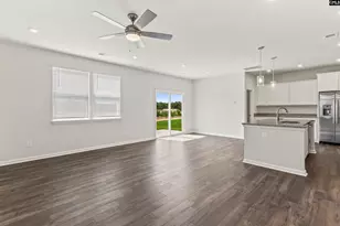 823 Huxley Ln, Elgin, SC 29045 - Photo 5