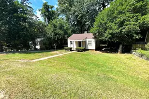 4237 Mountain Dr, Columbia, SC 29203 - Photo 1