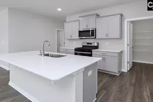 1102 Grand Oaks Dr, Columbia, SC 29203 - Photo 3