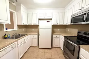 17 Magnolia Glen Ln, Columbia, SC 29205 - Photo 3