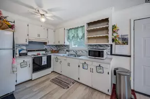 331 Derrick St, West Columbia, SC 29169 - Photo 13